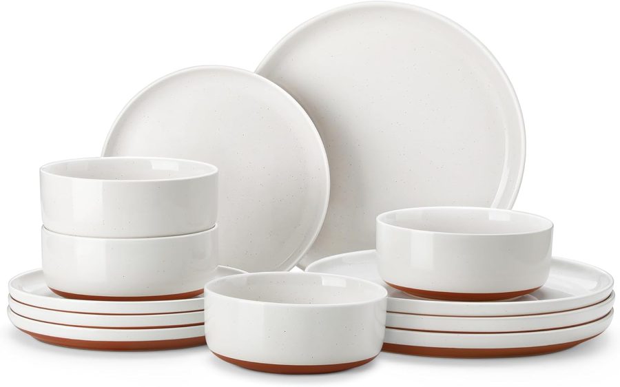 Modern Minimalist White Ceramic Dinnerware Set (12 pieces/4 servings), Microwave and Dishwasher Safe