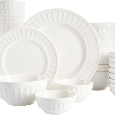 Embossed white ceramic dinnerware set (40 pieces/8 servings)